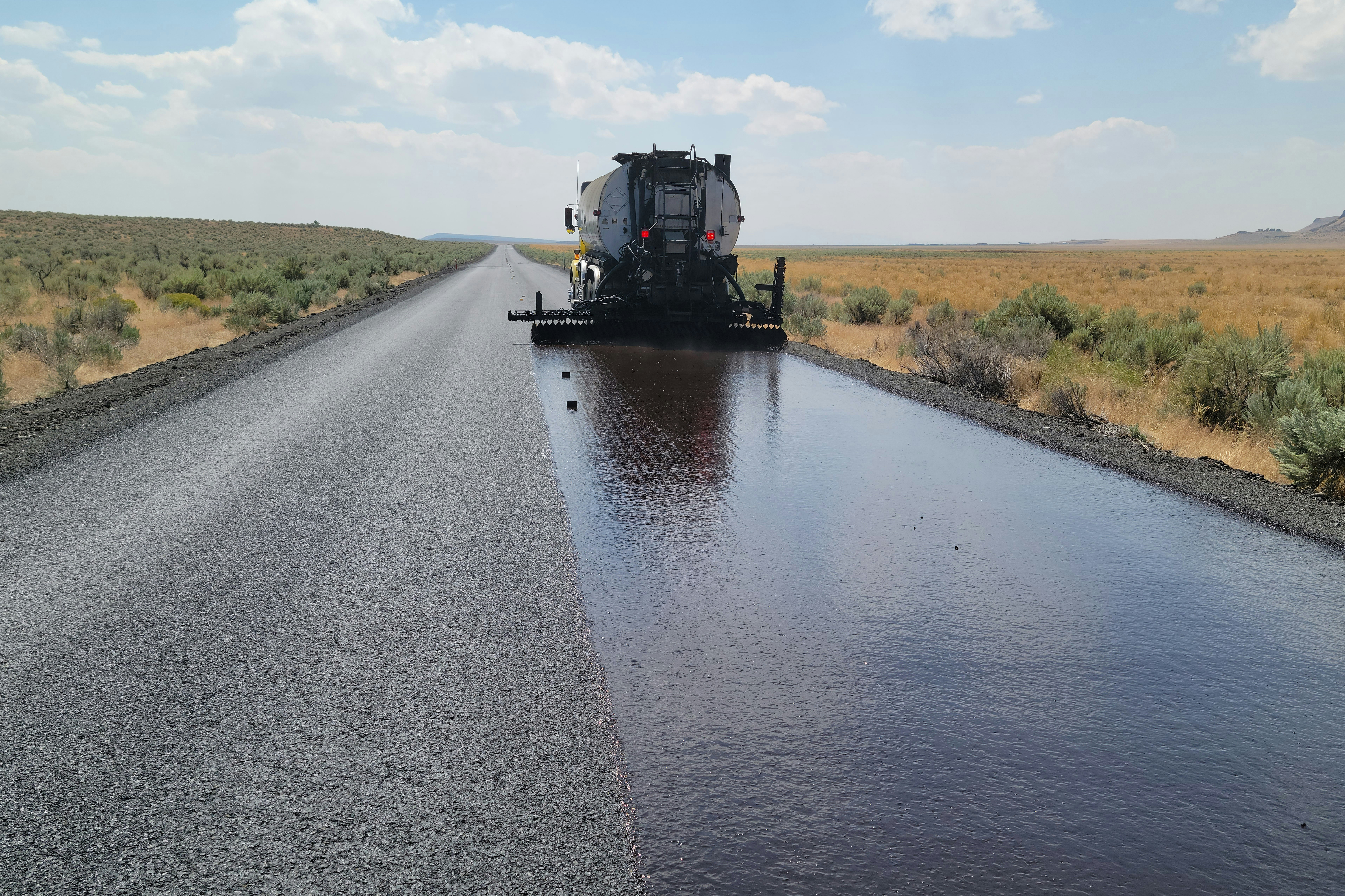 Asphalt & Surface Technology